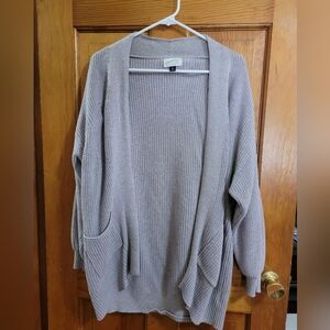 Universal Thread | Slouchy Cardigan | Size Medium | Tan/Light Grey?